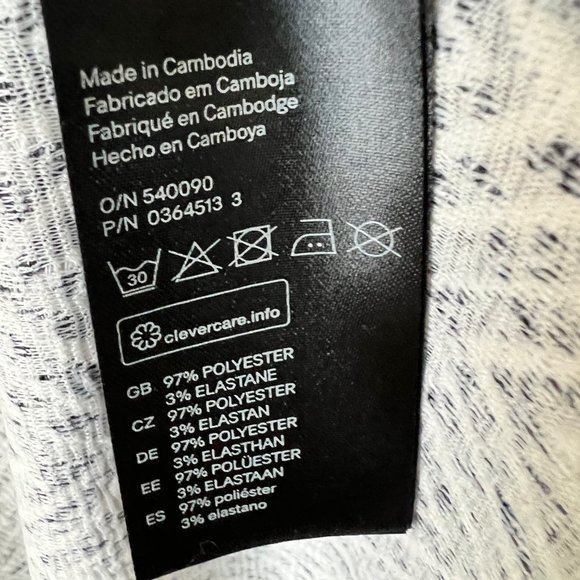 H&M Women's Cardigan Diamond Print Blazer in Medium - Picture 3 of 9